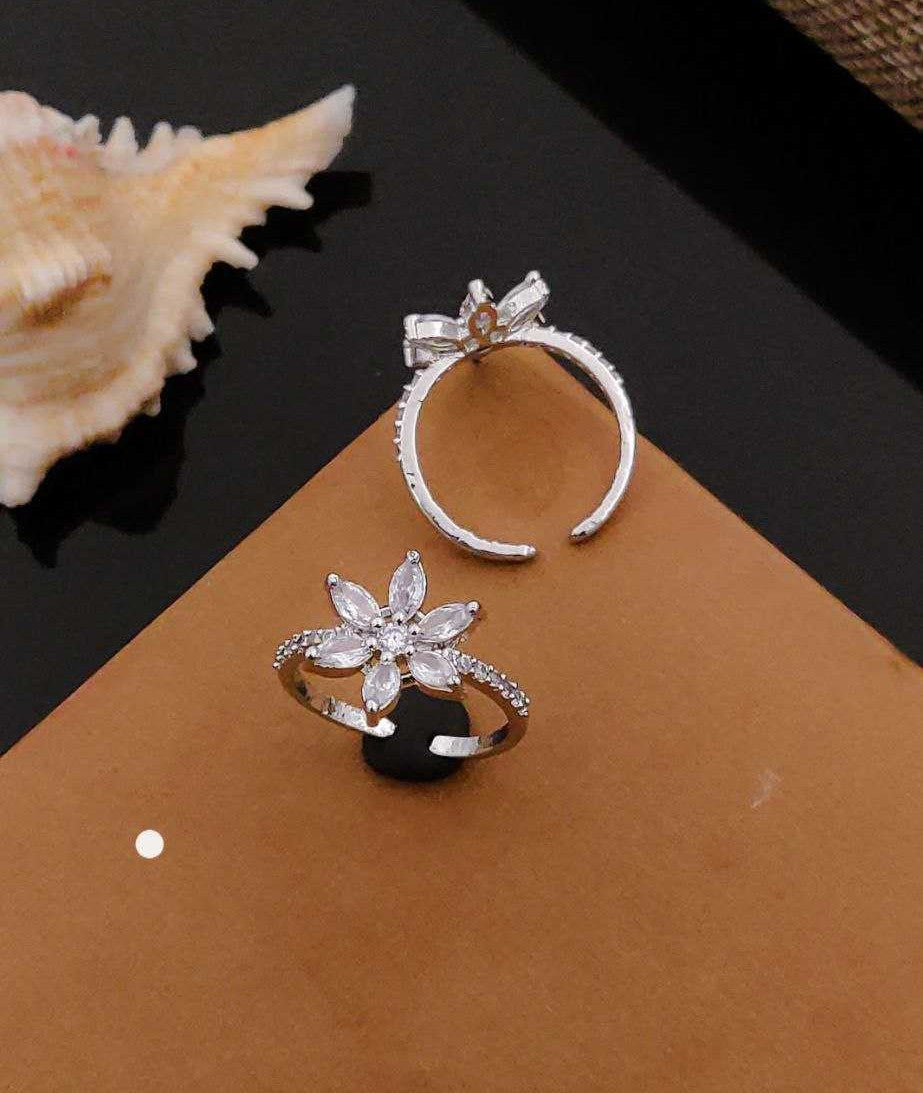 Flora Spark Open Ring